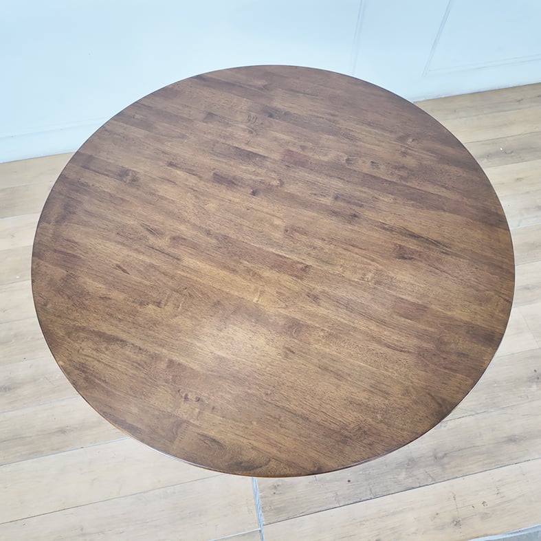 round table